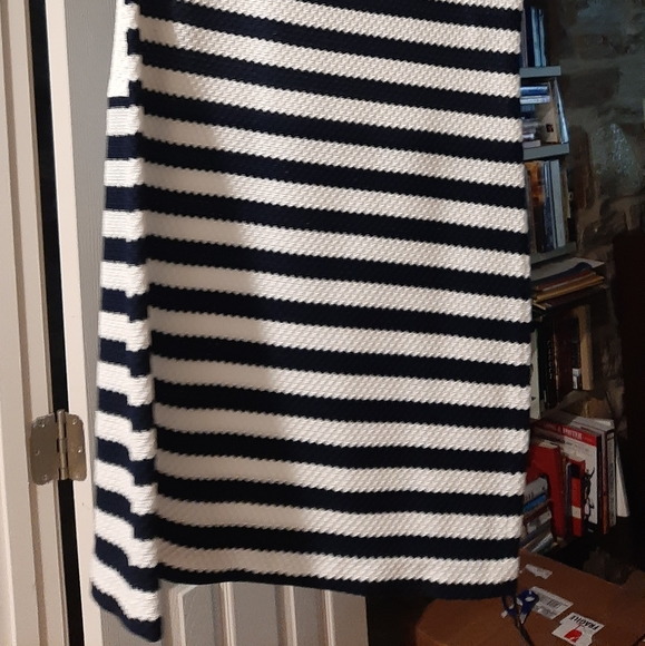 Dress - Picture 2 of 7